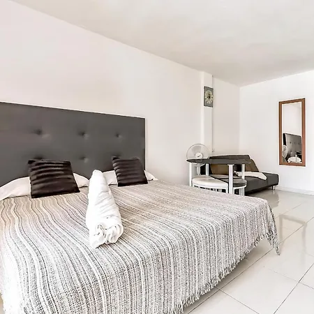 Studio In Los Cristianos, First Line Of The Beach Apartment